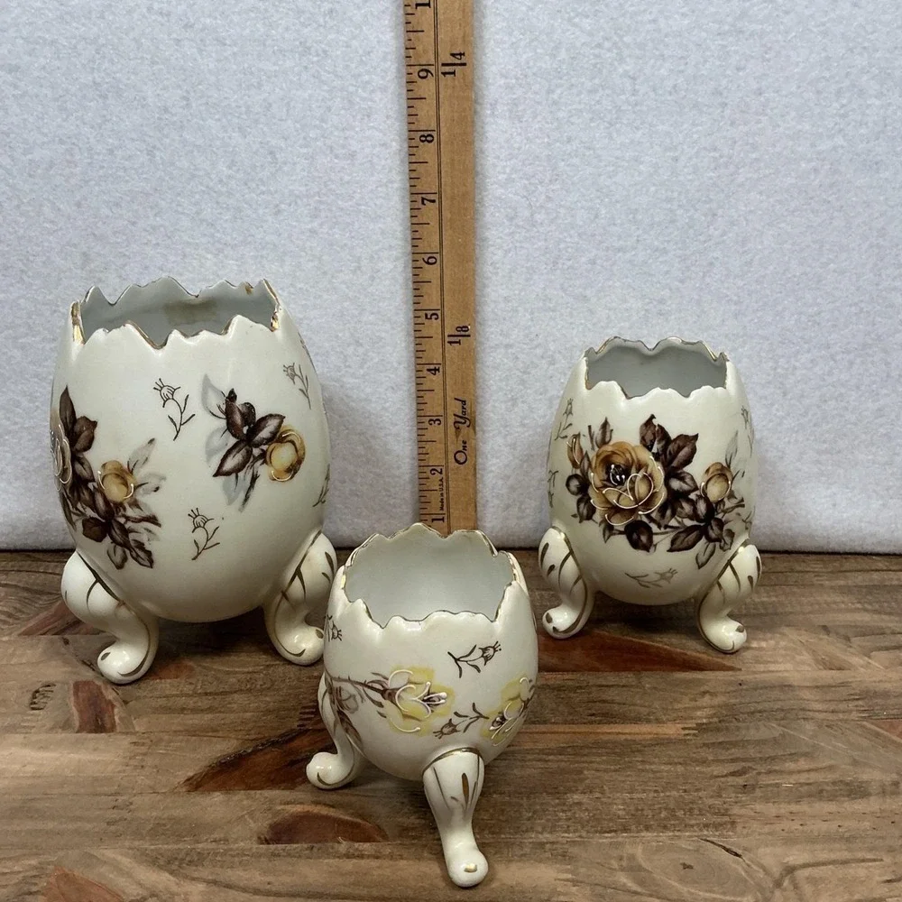 Vintage Napcoware Set of 3 Floral Egg Footed Vases C3199 Gold Trim Cracked Shell